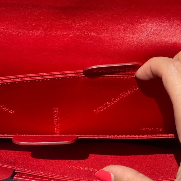 Aut. Dolce & Gabbana red wallet & passport holder - Picture 3 of 8